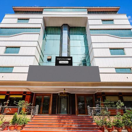 Townhouse Oak Vibe Vacation Hotels Visakhapatnam Exterior foto