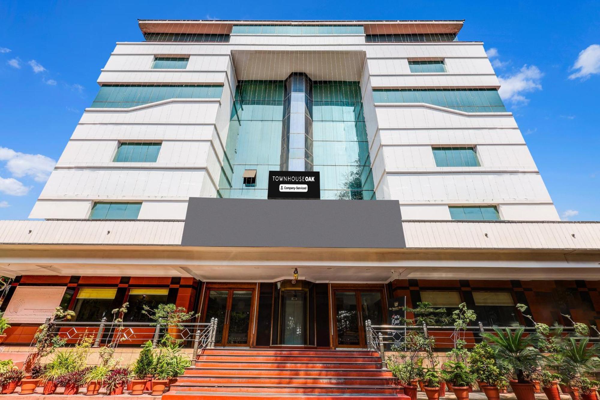Townhouse Oak Vibe Vacation Hotels Visakhapatnam Exterior foto
