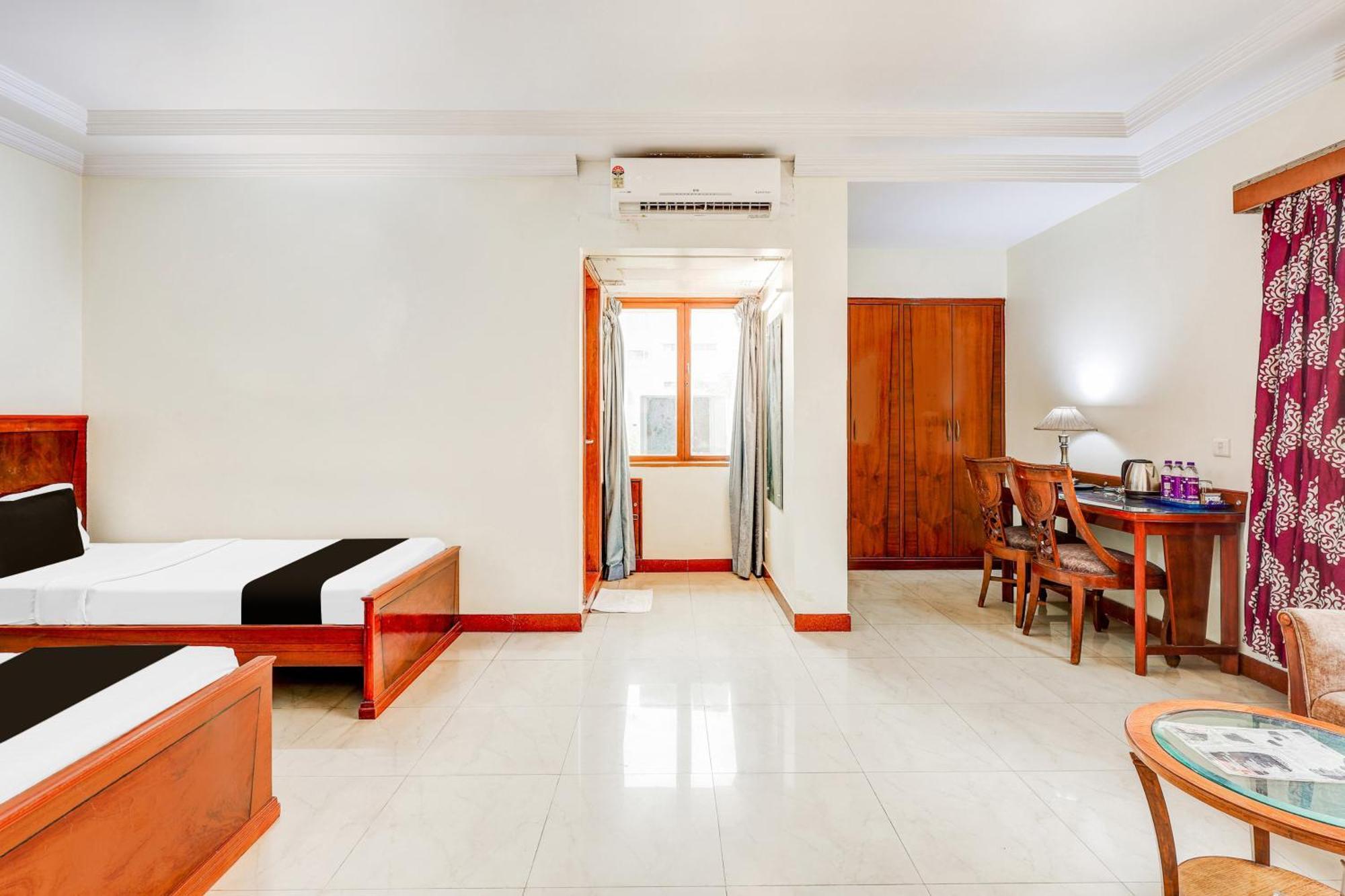 Townhouse Oak Vibe Vacation Hotels Visakhapatnam Exterior foto