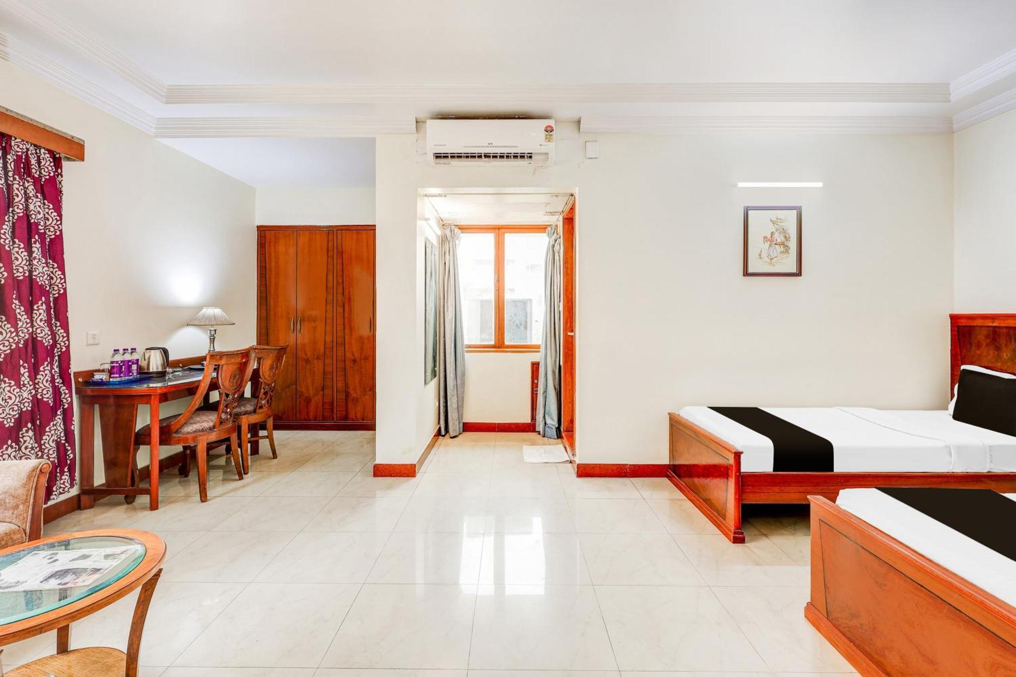 Townhouse Oak Vibe Vacation Hotels Visakhapatnam Exterior foto