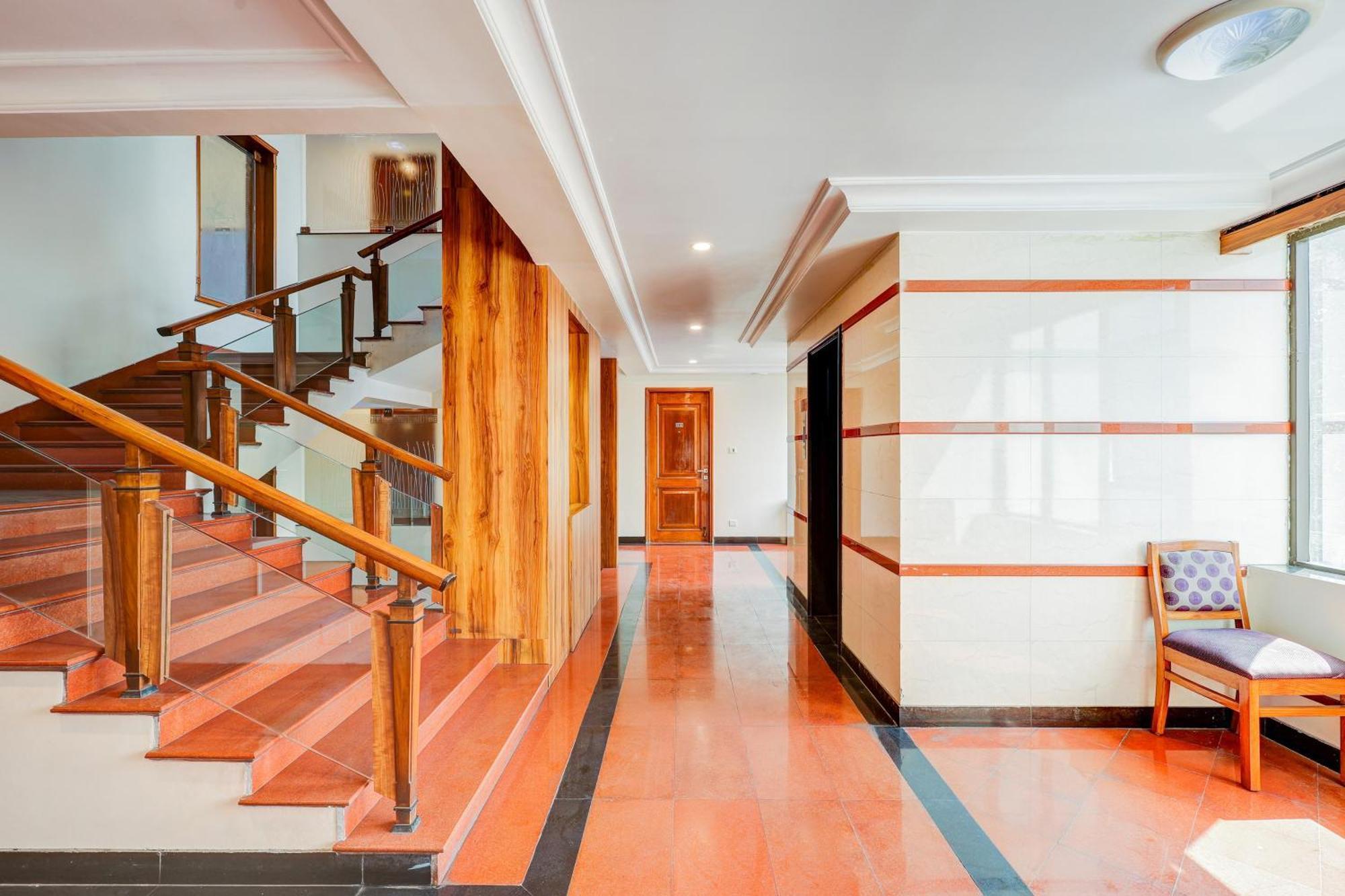 Townhouse Oak Vibe Vacation Hotels Visakhapatnam Exterior foto